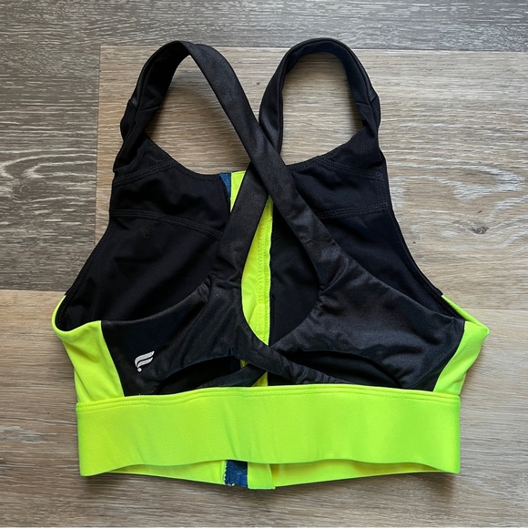Fabletics top and bottom set - Picture 4 of 6